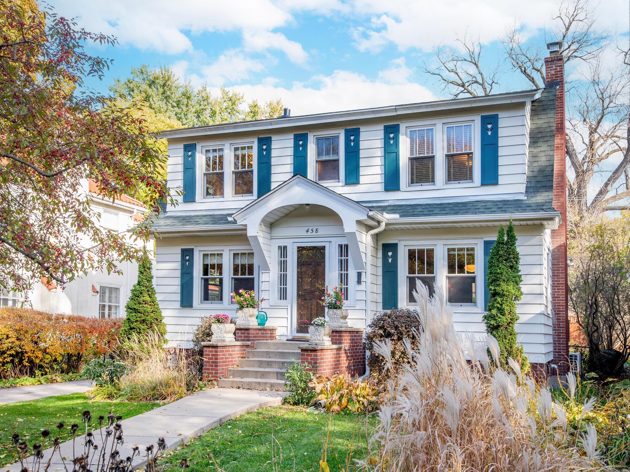 Saint Paul, Minnesota, 55104, United States, 3 Bedrooms Bedrooms, ,1 BathroomBathrooms,Residential,For Sale,1988037