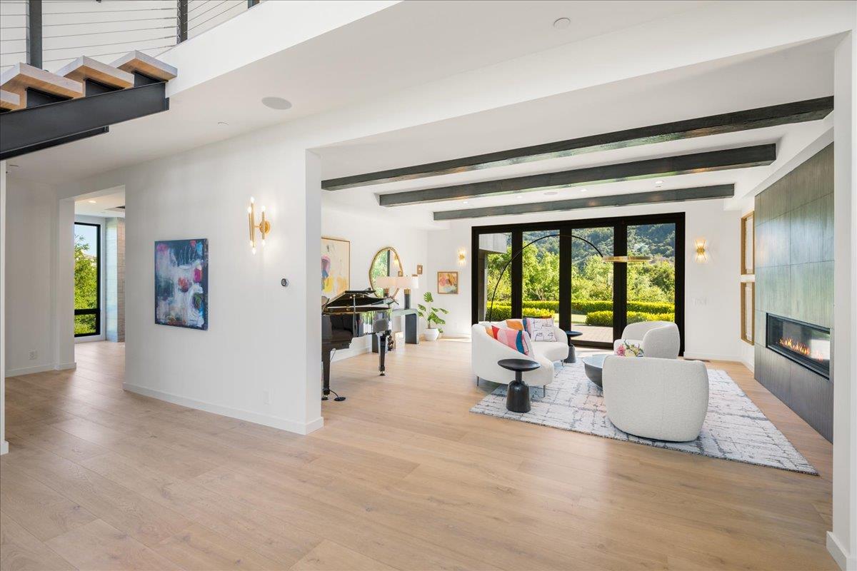 Saratoga, California, 95070, United States, 6 Bedrooms Bedrooms, ,11 BathroomsBathrooms,Residential,For Sale,1971416