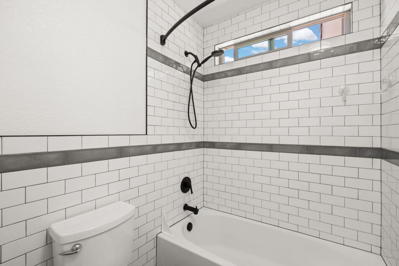 Rio Rancho, New Mexico, 87144, United States, 4 Bedrooms Bedrooms, ,3 BathroomsBathrooms,Residential,For Sale,1906947
