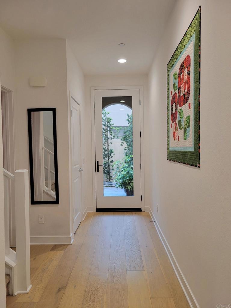 Simi Valley, California, 93065, United States, 2 Bedrooms Bedrooms, ,3 BathroomsBathrooms,Residential,For Sale,2040698