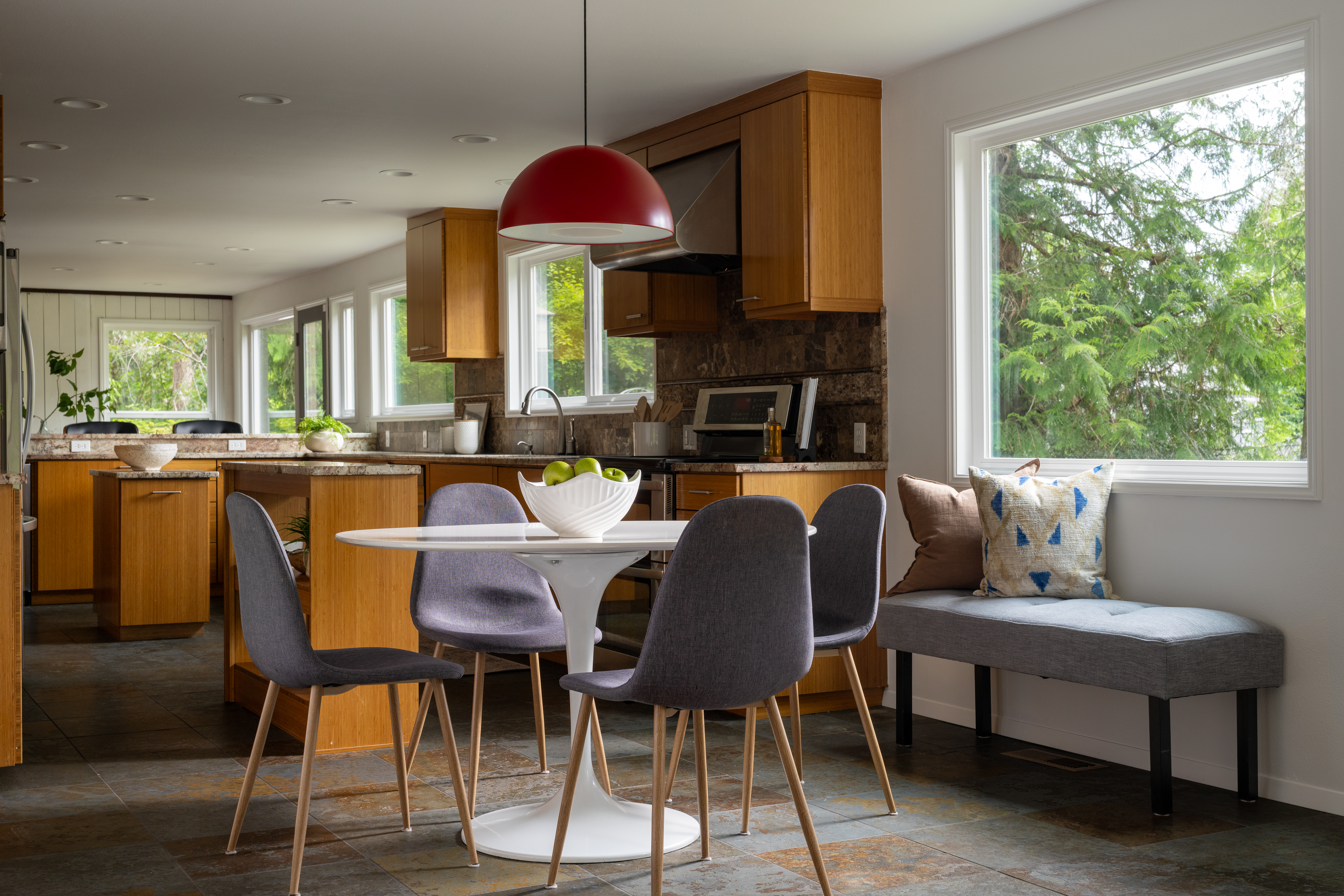  15104 Sunrise Dr NE, Bainbridge Island, WA 98110 - 物件實景