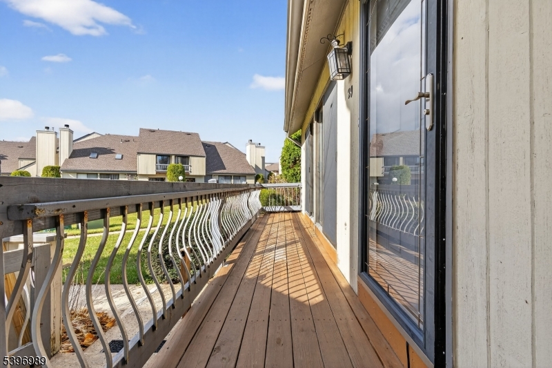 Franklin Twp., New Jersey, 08873, United States, 2 Bedrooms Bedrooms, ,3 BathroomsBathrooms,Residential,For Sale,1993021