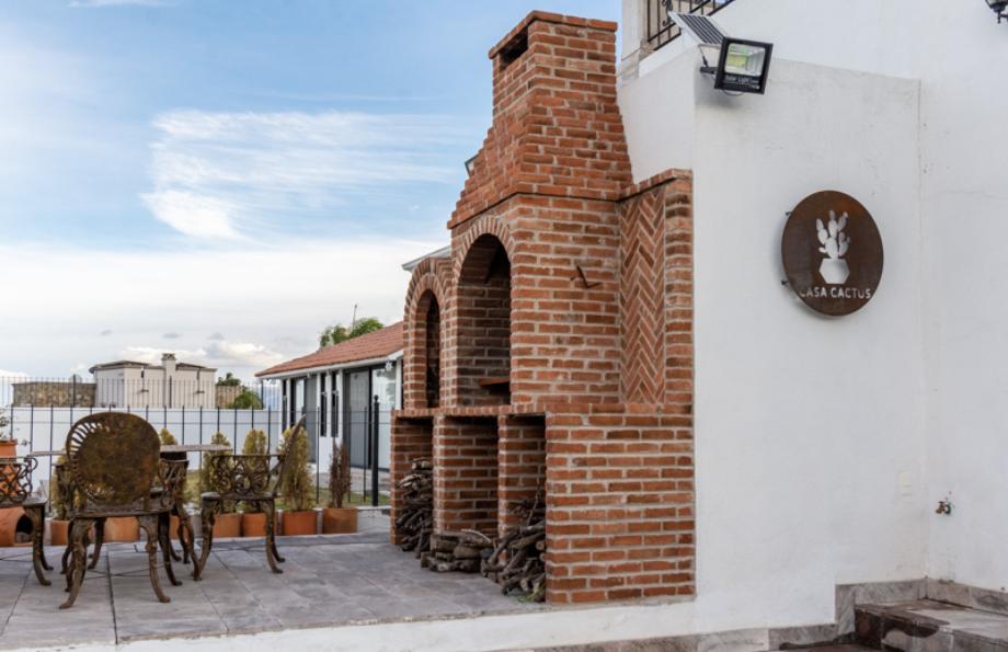 San Miguel de Allende, Guanajuato, 37749, Mexico, 5 Bedrooms Bedrooms, ,5 BathroomsBathrooms,Residential,For Sale,1684352