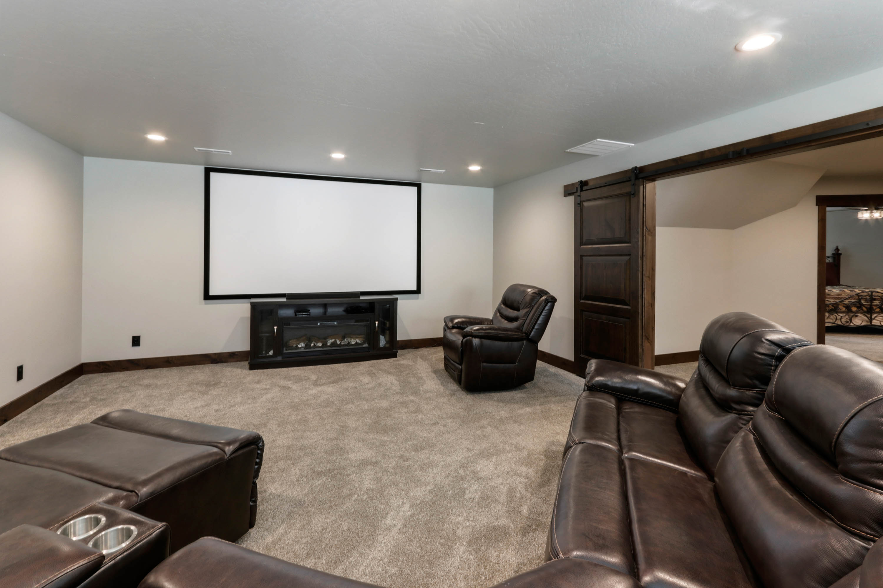 Sandpoint, Idaho, 83864, United States, 6 Bedrooms Bedrooms, ,8 BathroomsBathrooms,Residential,For Sale,1975419