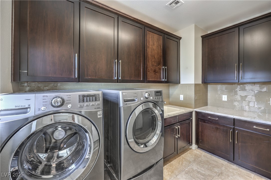 Las Vegas, Nevada, 89138, United States, 4 Bedrooms Bedrooms, ,2 BathroomsBathrooms,Residential,For Sale,1942321