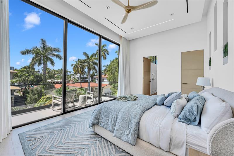 Fort Lauderdale, Florida, 33301, United States, 5 Bedrooms Bedrooms, ,8 BathroomsBathrooms,Residential,For Sale,1971363