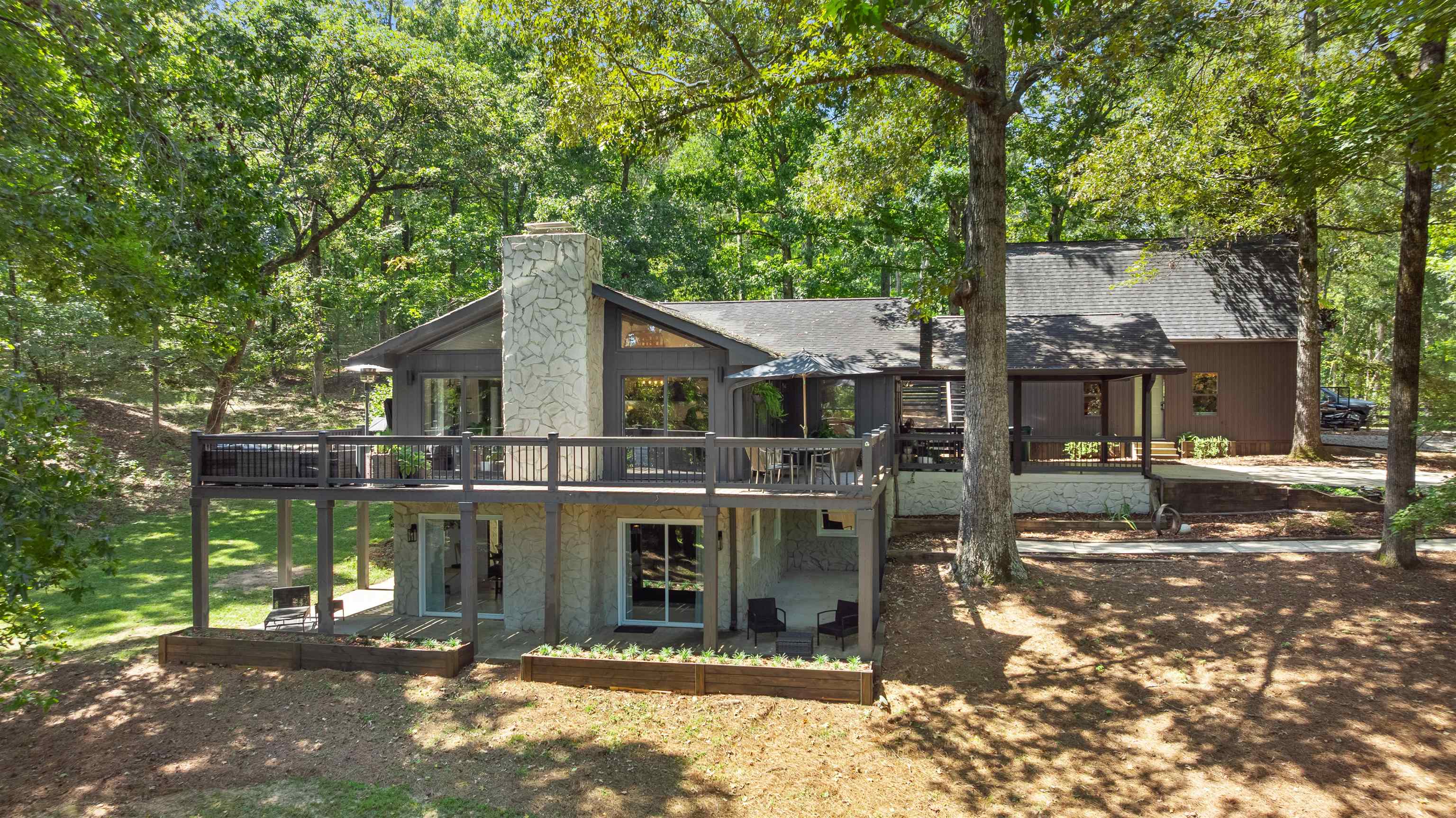 Eatonton, Georgia, 31024, United States, 4 Bedrooms Bedrooms, ,4 BathroomsBathrooms,Residential,For Sale,1958175