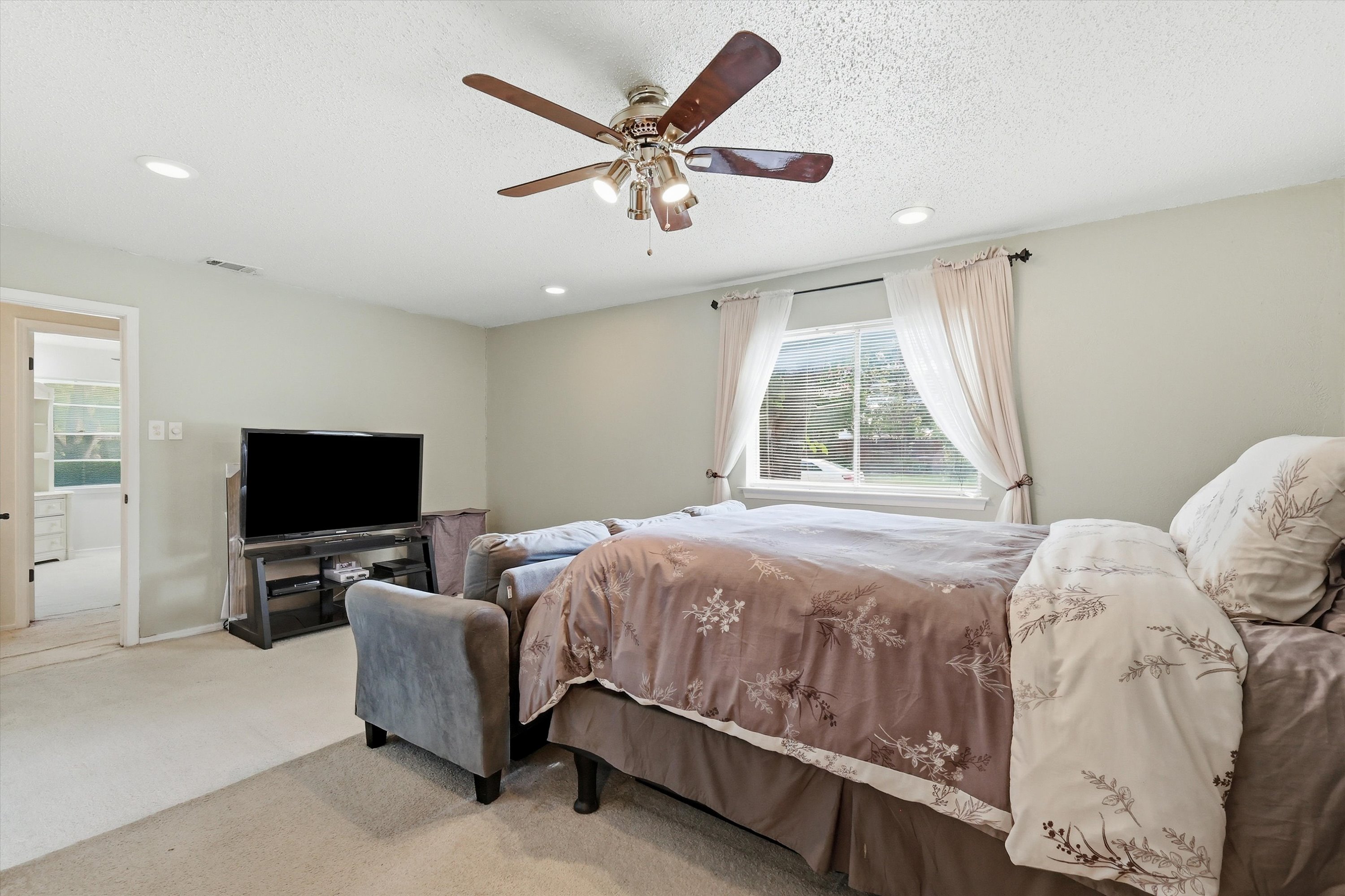  2601 Raintree Drive, Plano, TX, 75074 - 物件實景
