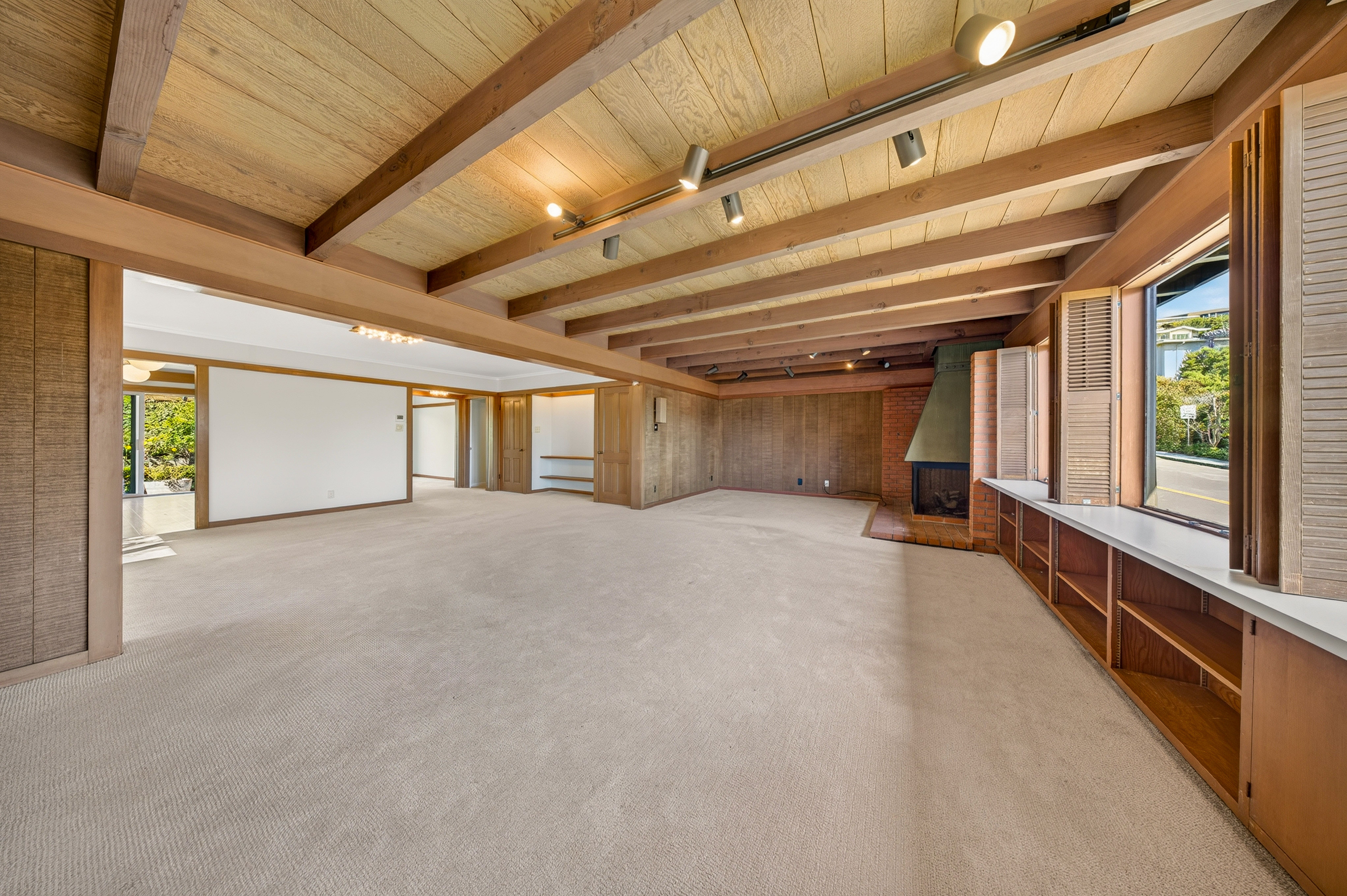  Mid-Century Character. Bay Views. A Rare Tiburon Opportunity - 物件實景