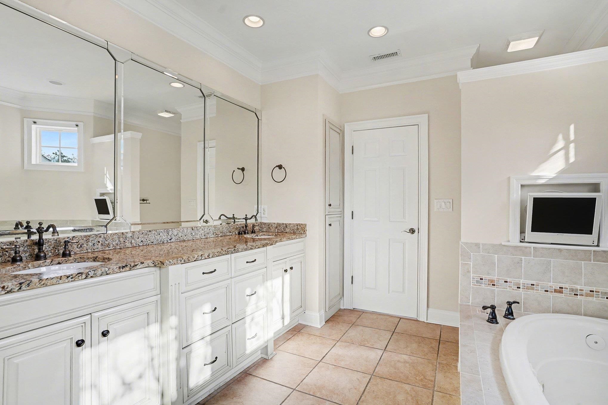 Myrtle Beach, South Carolina, 29575, United States, 4 Bedrooms Bedrooms, ,5 BathroomsBathrooms,Residential,For Sale,2013032