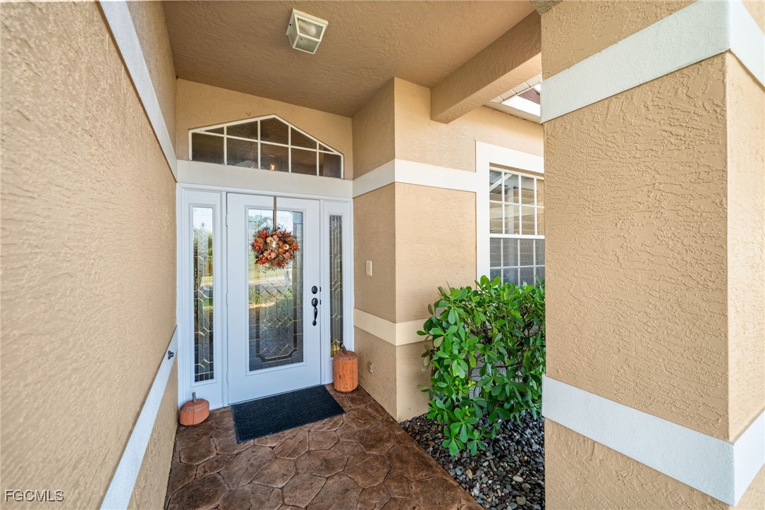 Fort Myers, Florida, 33912, United States, 4 Bedrooms Bedrooms, ,3 BathroomsBathrooms,Residential,For Sale,1986131