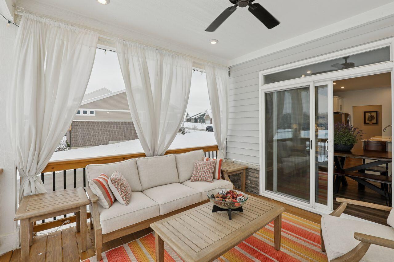 Covington, Kentucky, 41017, United States, 3 Bedrooms Bedrooms, ,3 BathroomsBathrooms,Residential,For Sale,2002248