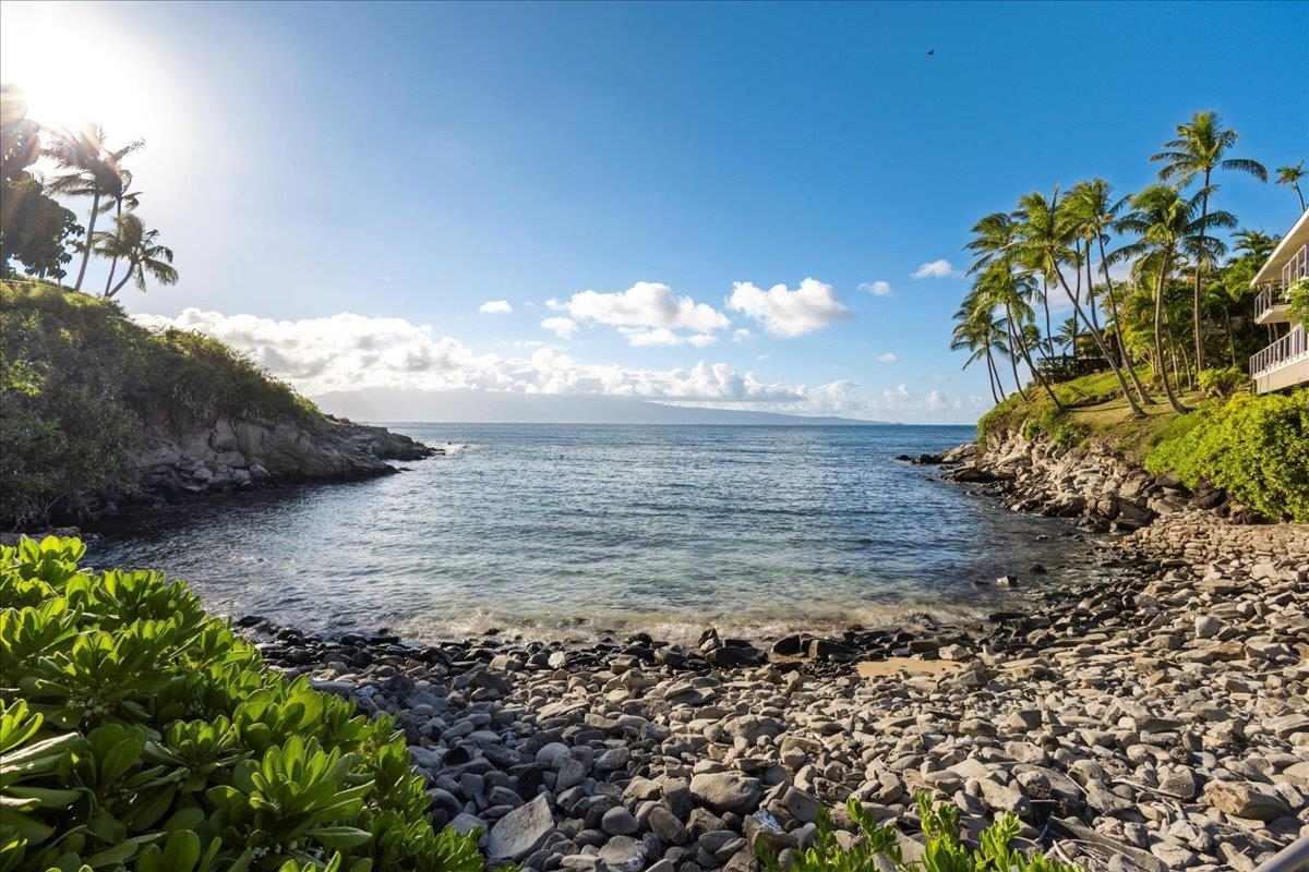 20 HUI RD I, Lahaina, Hawaii, 96761, United States, 3 Bedrooms Bedrooms, ,3 BathroomsBathrooms,Residential,For Sale,20 HUI RD I,1611951