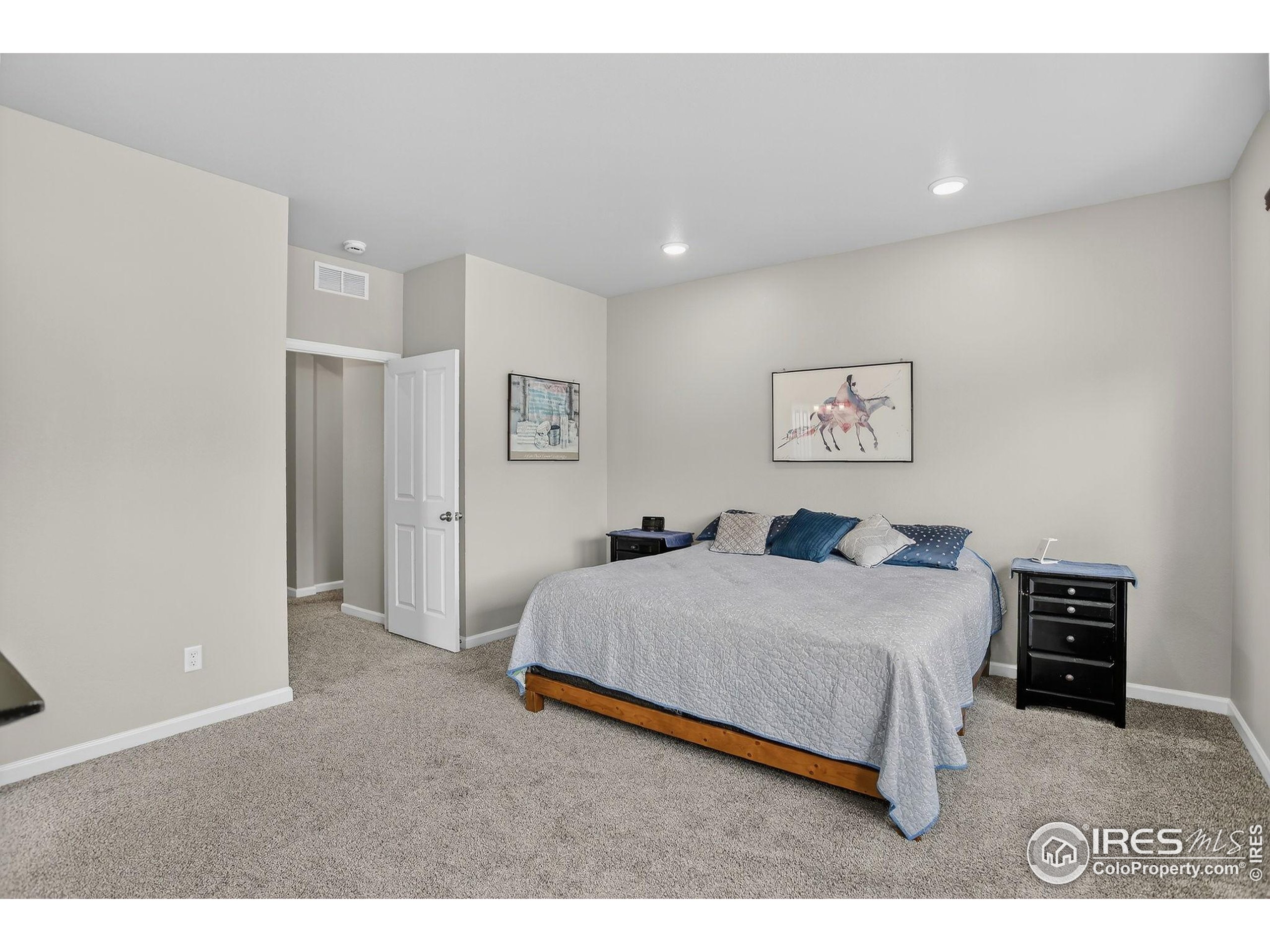 Mead, Colorado, 80542, United States, 5 Bedrooms Bedrooms, ,3 BathroomsBathrooms,Residential,For Sale,1941802