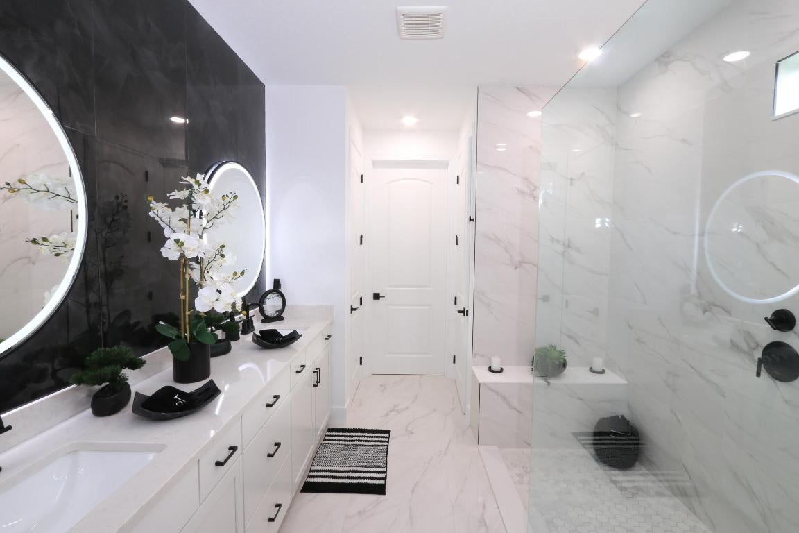 Port St Lucie, Florida, 34987, United States, 2 Bedrooms Bedrooms, ,2 BathroomsBathrooms,Residential,For Sale,2008959