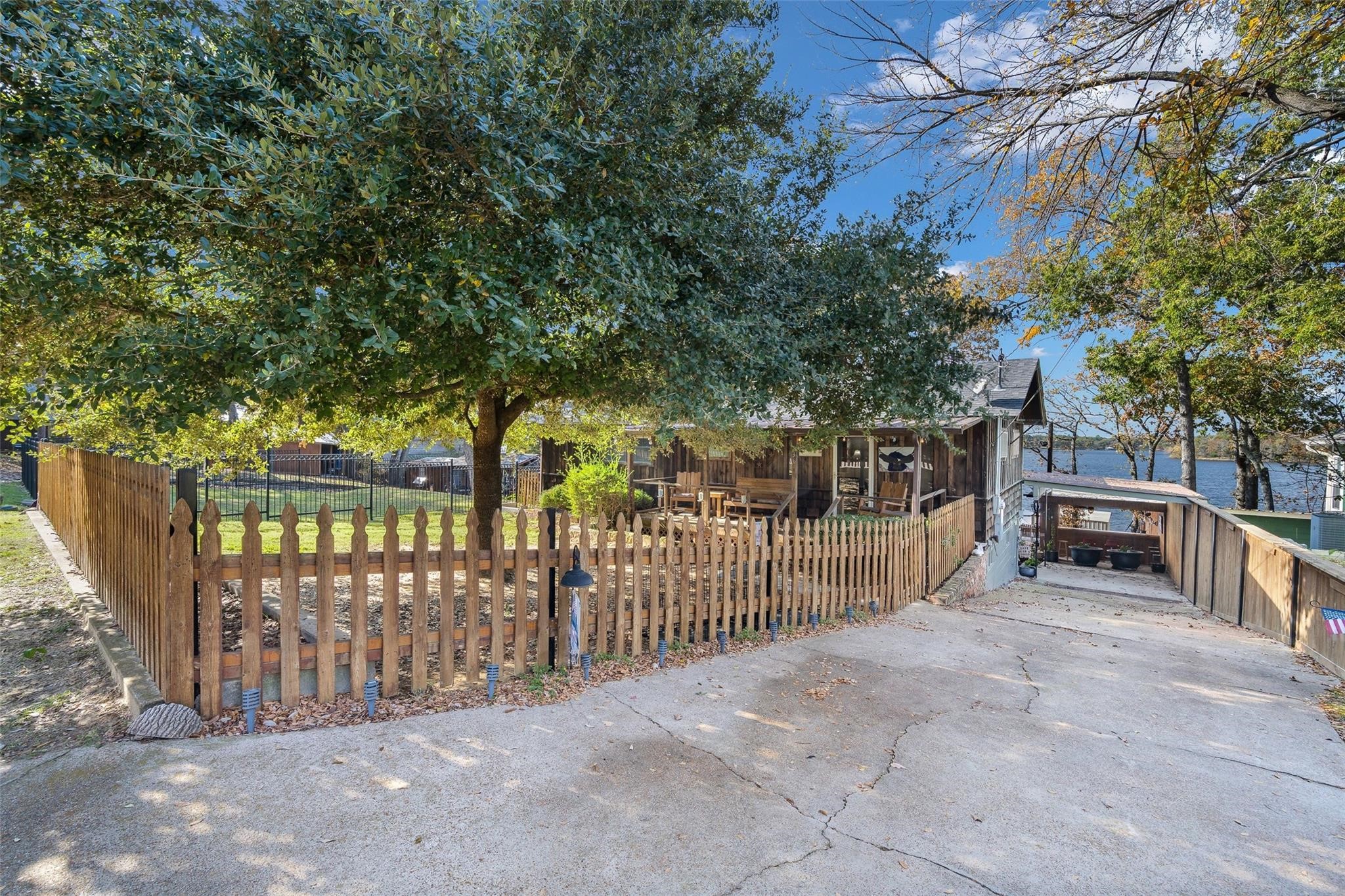 Quitman, Texas, 75783, United States, 5 Bedrooms Bedrooms, ,2 BathroomsBathrooms,Residential,For Sale,1723436