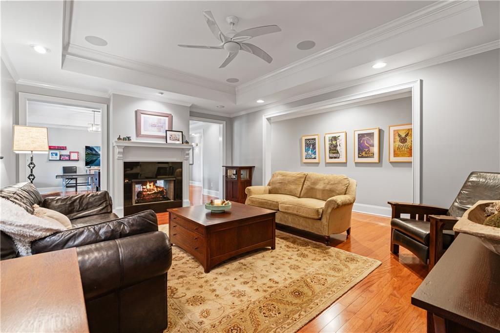 Suwanee, Georgia, 30024, United States, 5 Bedrooms Bedrooms, ,6 BathroomsBathrooms,Residential,For Sale,1822969