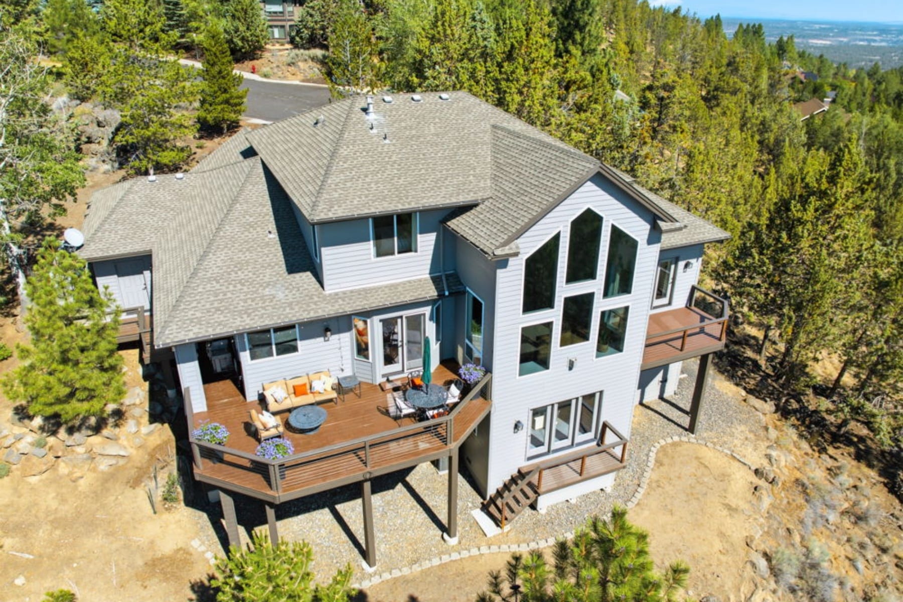  1019 NW Hale Court Bend, OR 97703 - 物件實景