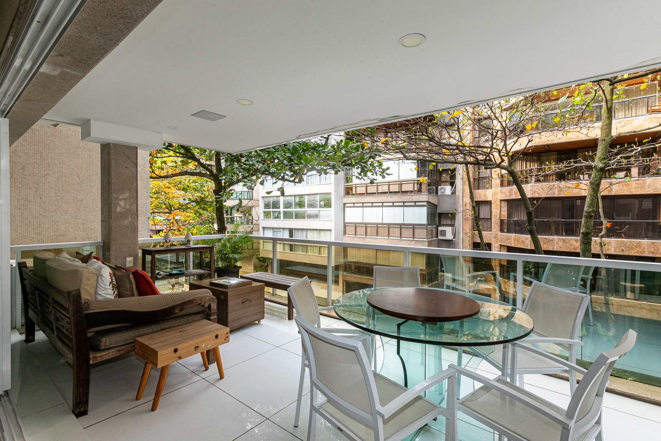  Apartment with a Balcony One Block from the Beach in Leblon - 物件實景