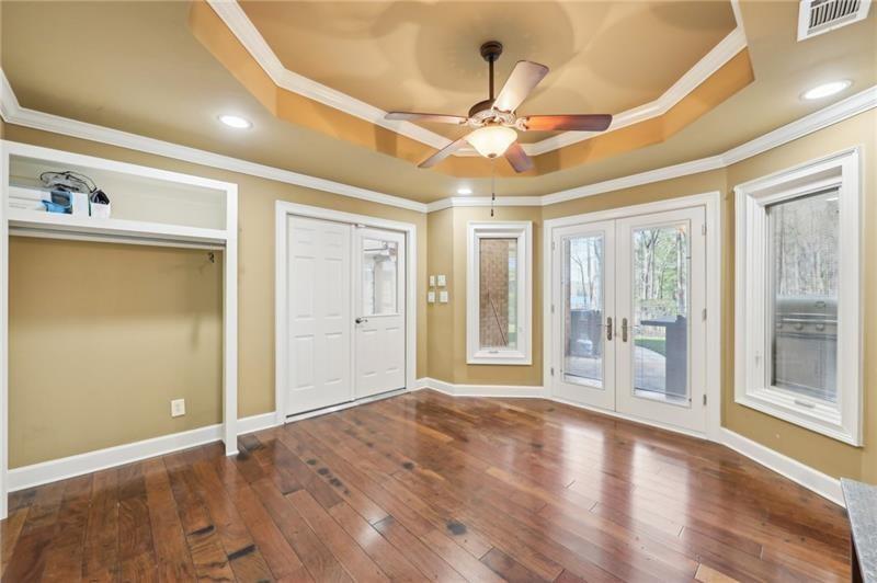 Buford, Georgia, 30518, United States, 6 Bedrooms Bedrooms, ,5 BathroomsBathrooms,Residential,For Sale,1976033