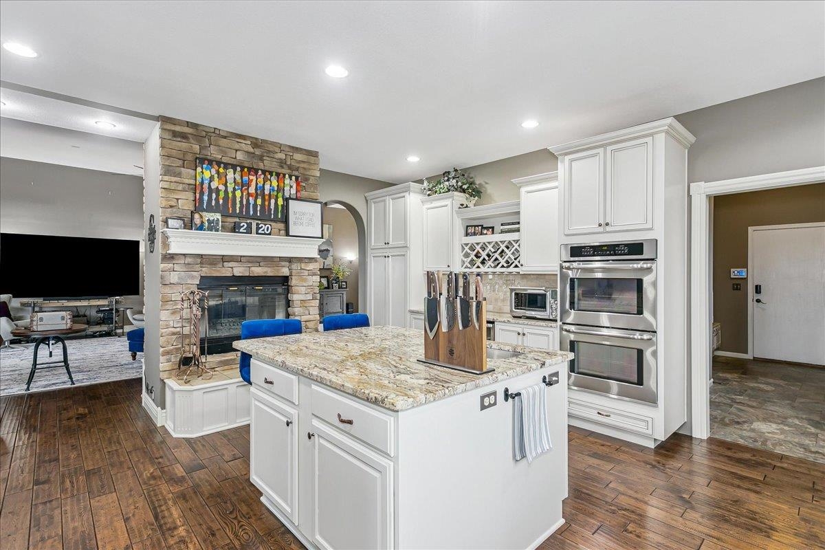 Augusta, Kansas, 67010, United States, 4 Bedrooms Bedrooms, ,4 BathroomsBathrooms,Residential,For Sale,1942309