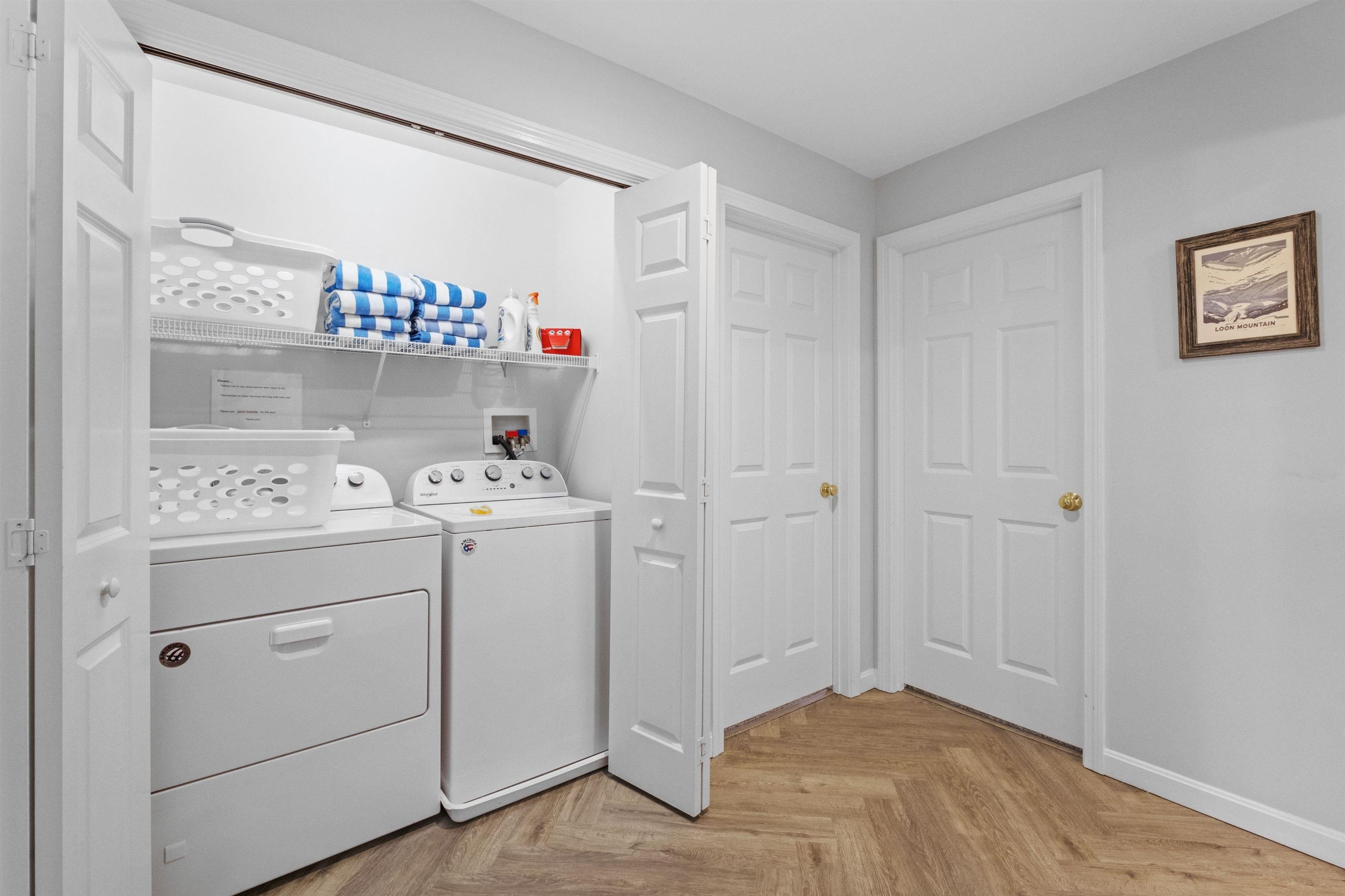 Lincoln, New Hampshire, 03251, United States, 4 Bedrooms Bedrooms, ,4 BathroomsBathrooms,Residential,For Sale,1915256