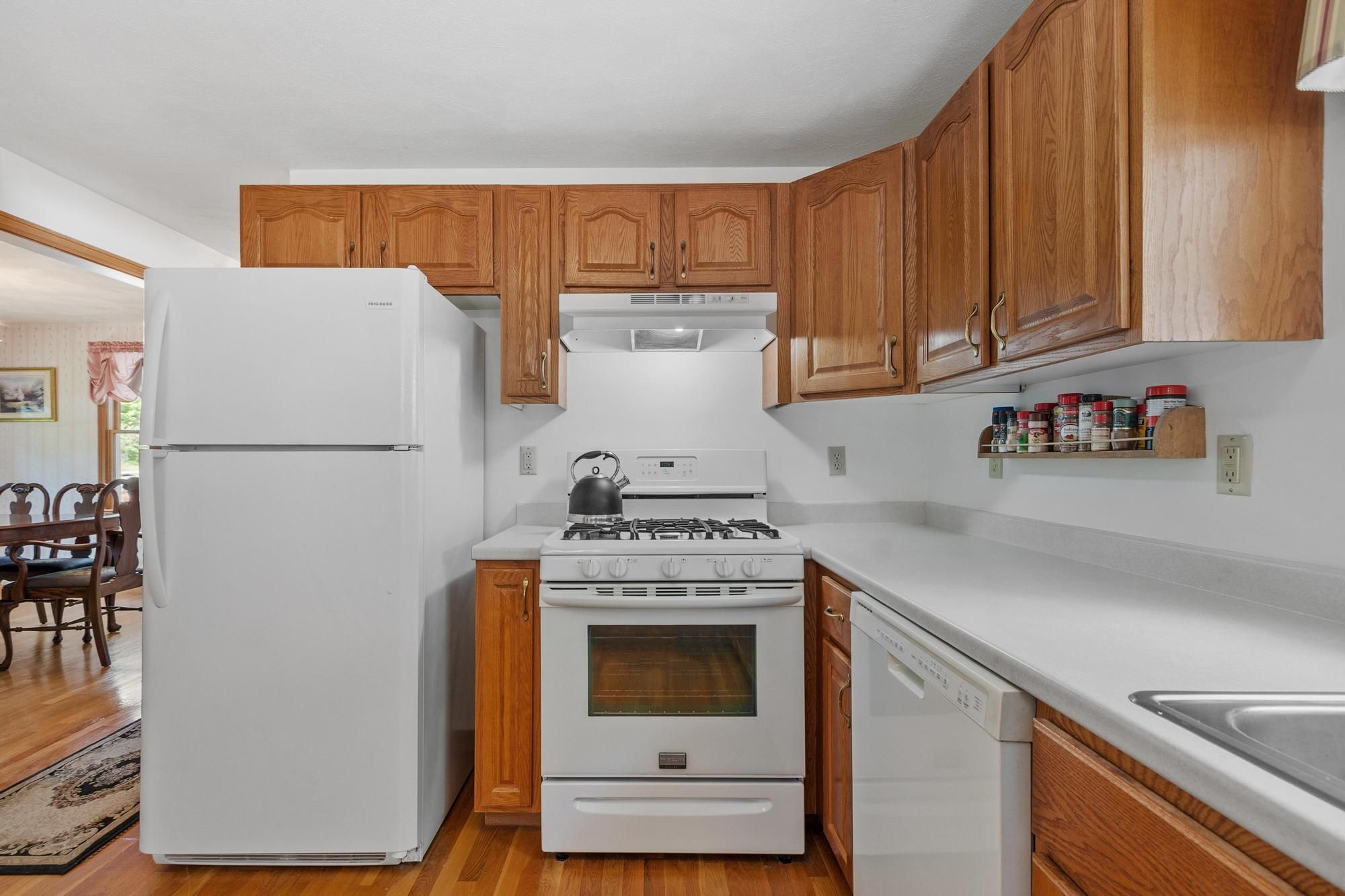  47 Sequoia Drive, Tyngsborough, MA, 01879 - 物件實景