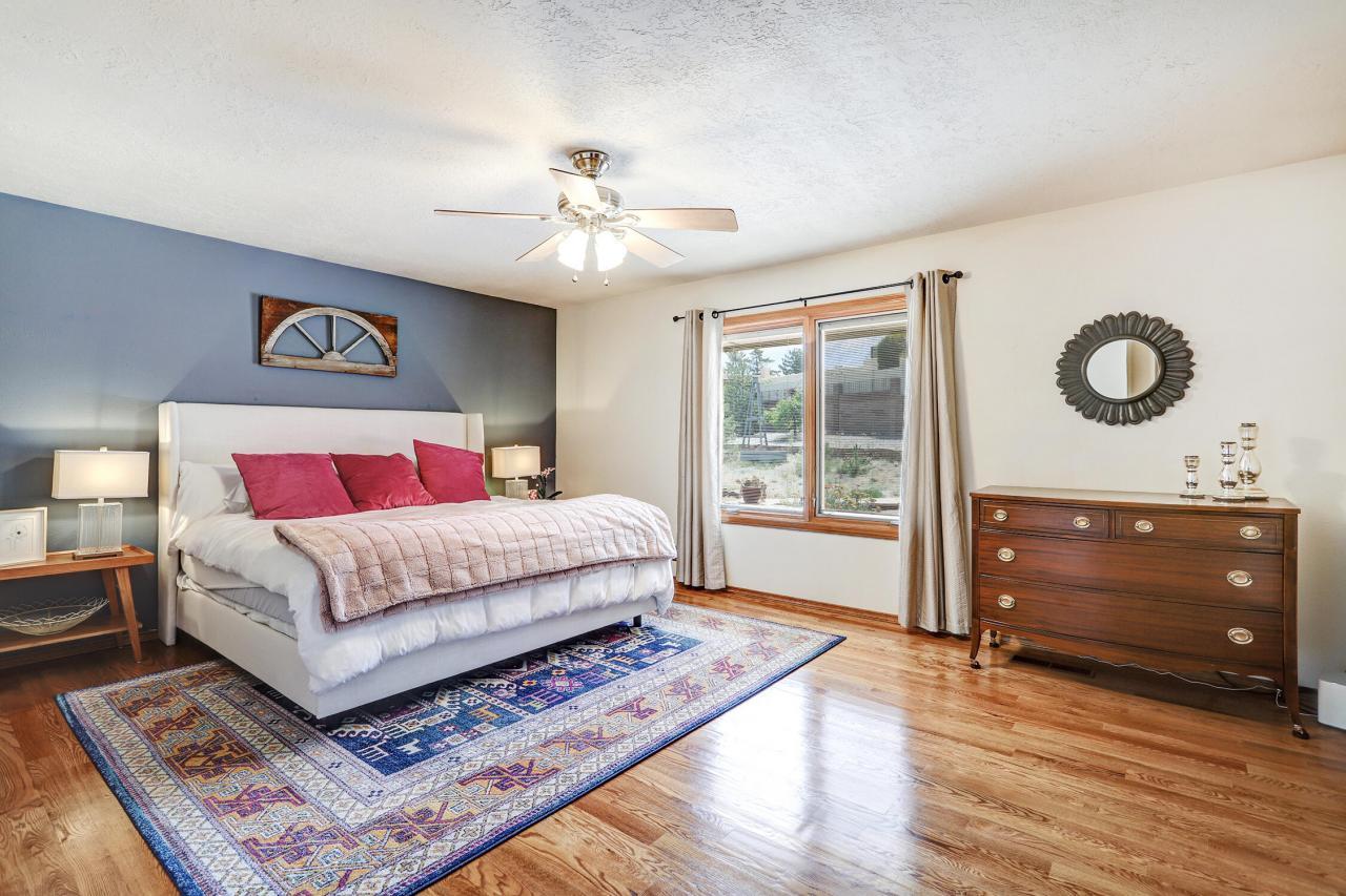 1116 Castellano Court SE, Albuquerque, New Mexico, 87123, United States, 4 Bedrooms Bedrooms, ,3 BathroomsBathrooms,Residential,For Sale,1116 Castellano Court SE,1627649