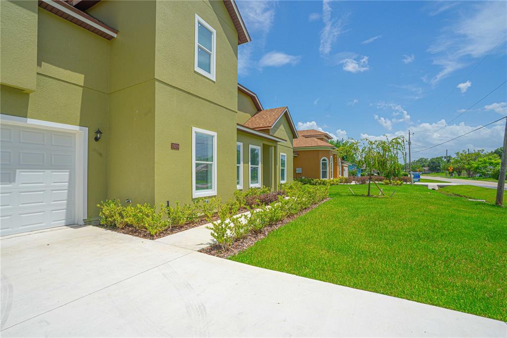 Sanford, Florida, 32771, United States, 5 Bedrooms Bedrooms, ,4 BathroomsBathrooms,Residential,For Sale,1980065