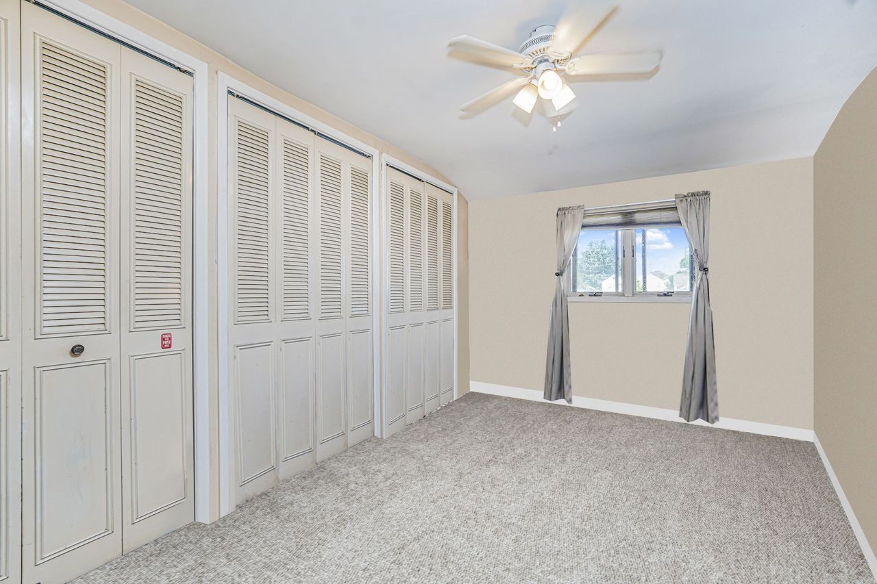 Staten Island, New York, 10314, United States, 4 Bedrooms Bedrooms, ,2 BathroomsBathrooms,Residential,For Sale,1895185