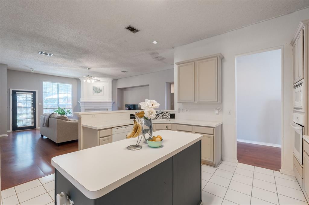 Plano, Texas, 75024, United States, 4 Bedrooms Bedrooms, ,3 BathroomsBathrooms,Residential,For Sale,1942194