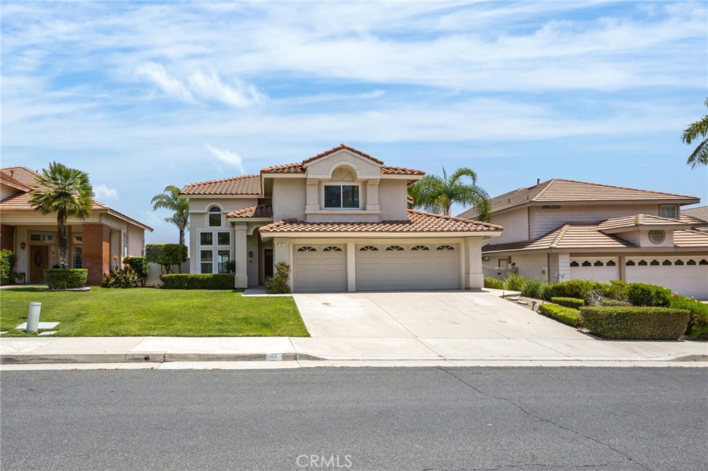 Lake Elsinore, California, 92532, United States, 4 Bedrooms Bedrooms, ,3 BathroomsBathrooms,Residential,For Sale,2048913