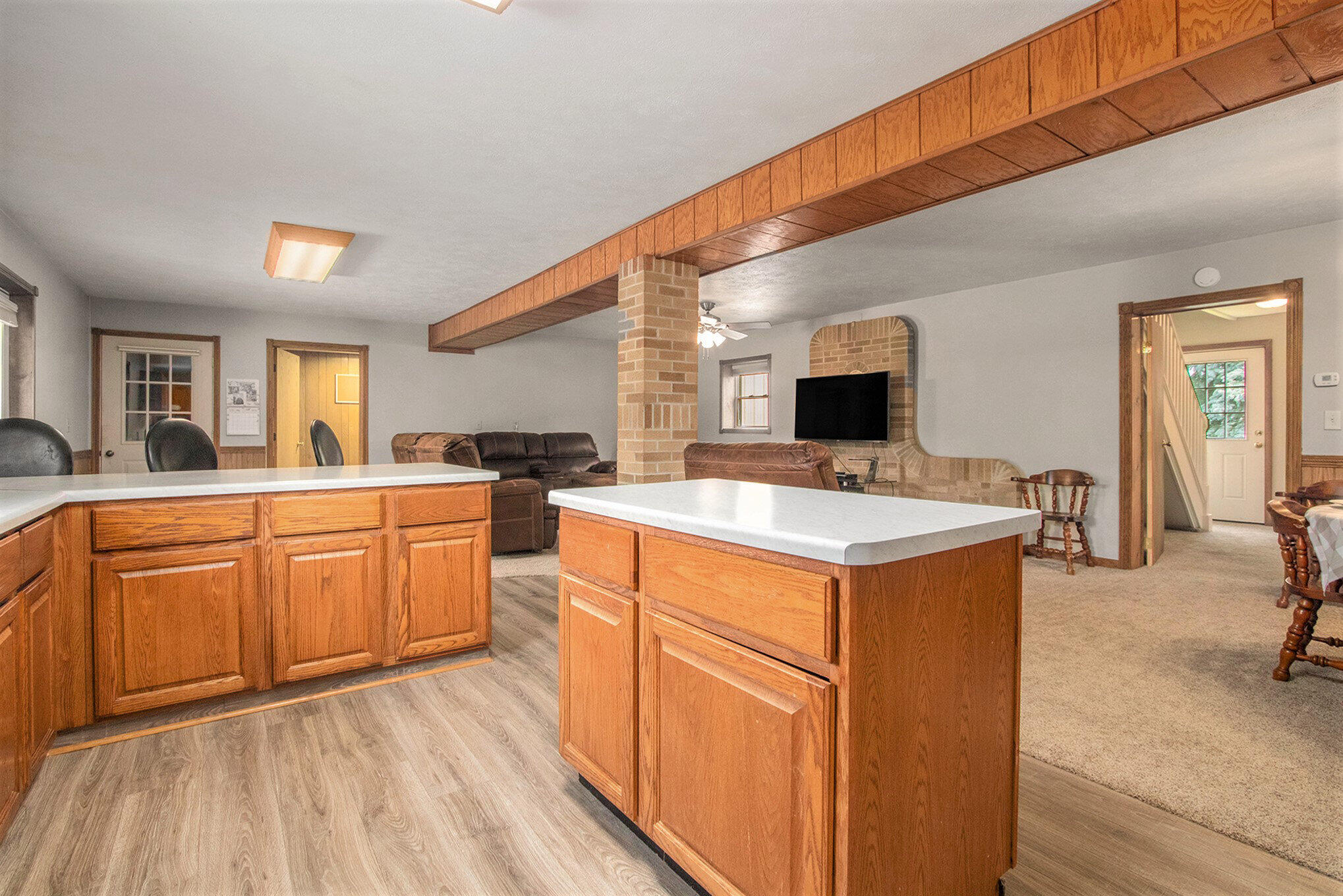 Niles, Michigan, 49120, United States, 2 Bedrooms Bedrooms, ,2 BathroomsBathrooms,Residential,For Sale,1979115