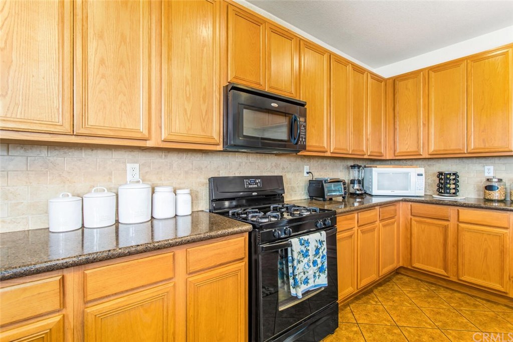 Mentone, California, 92359, United States, 3 Bedrooms Bedrooms, ,3 BathroomsBathrooms,Residential,For Sale,1927763