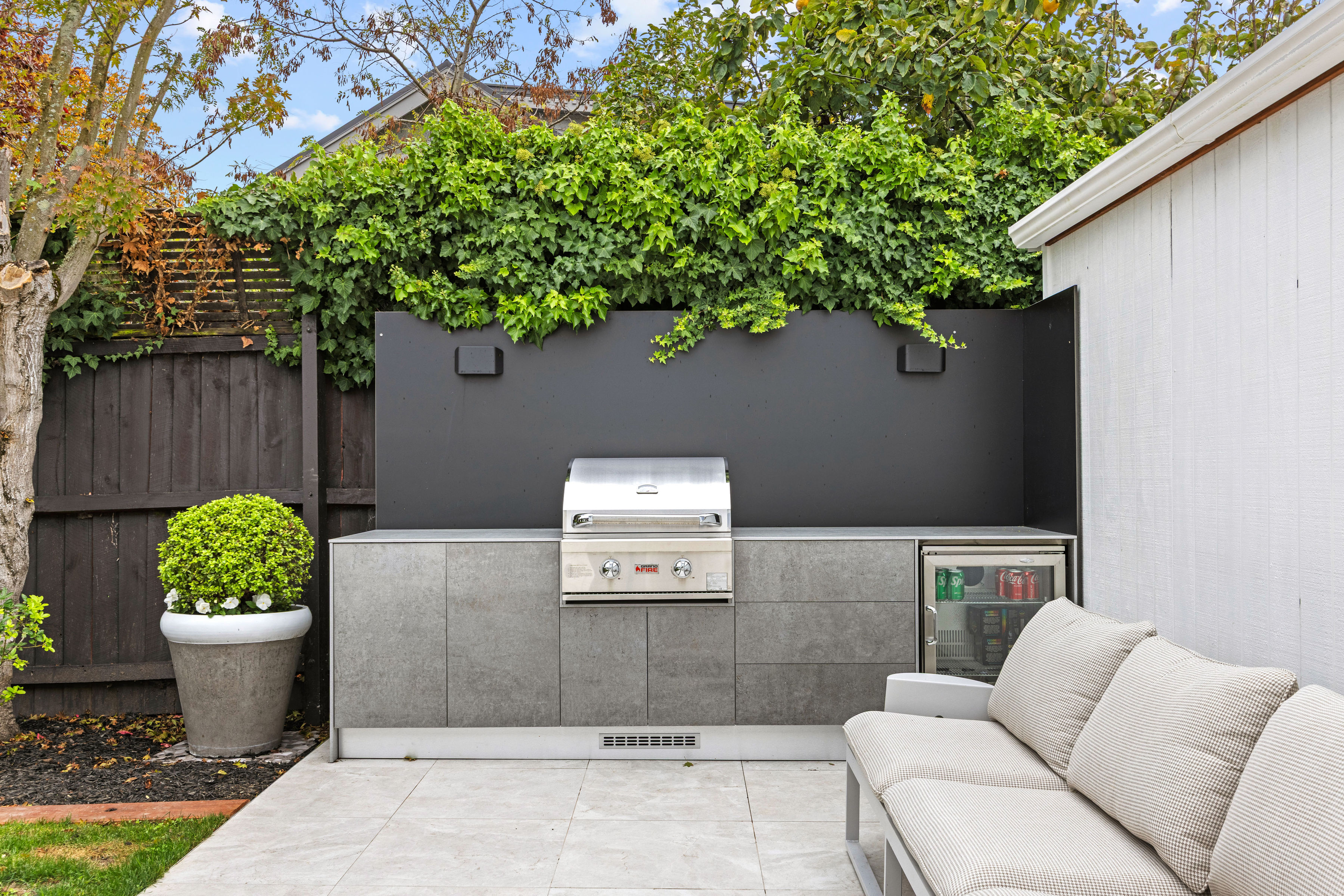  1970’s Architecture, Beautifully Reimagined - 物件實景