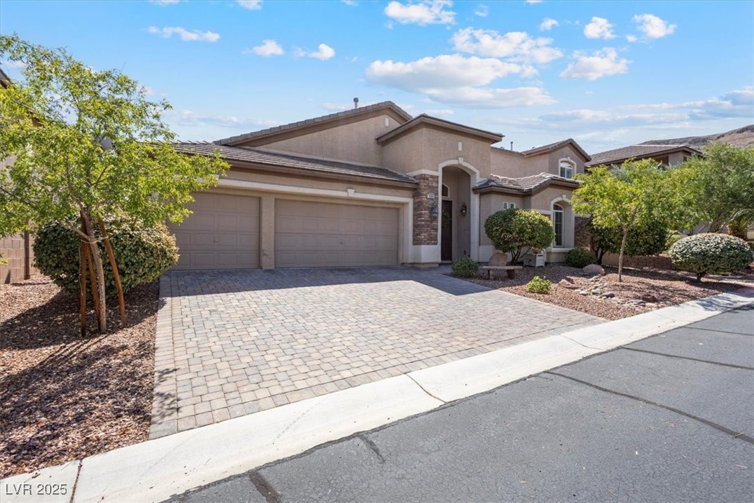 Las Vegas, Nevada, 89148, United States, 3 Bedrooms Bedrooms, ,2 BathroomsBathrooms,Residential,For Sale,1941035