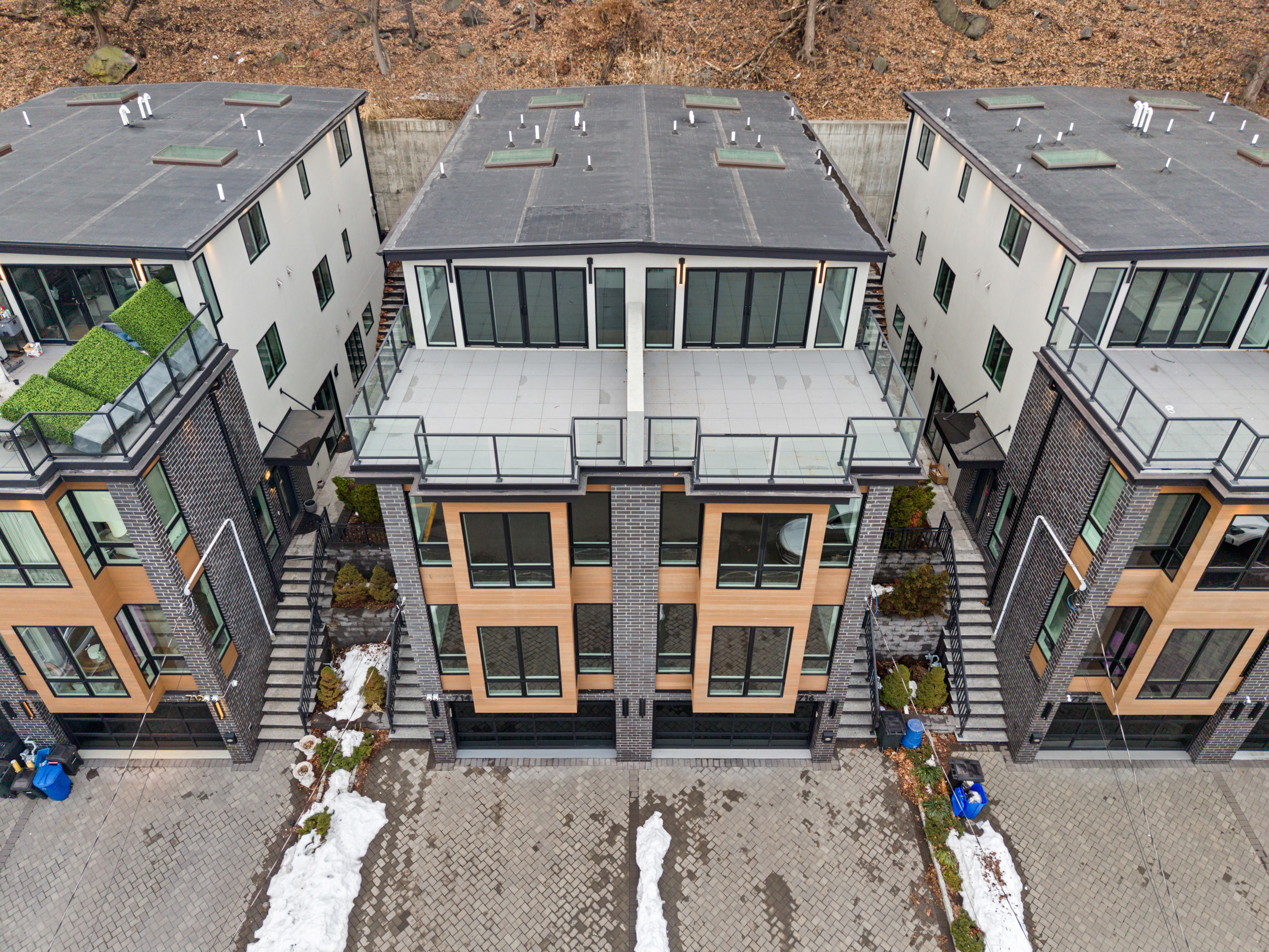  712 Undercliff Avenue, Edgewater, NJ, 07020 - 物件實景