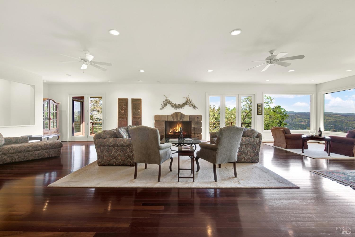Napa, California, 94574, United States, 4 Bedrooms Bedrooms, ,5 BathroomsBathrooms,Residential,For Sale,1784164