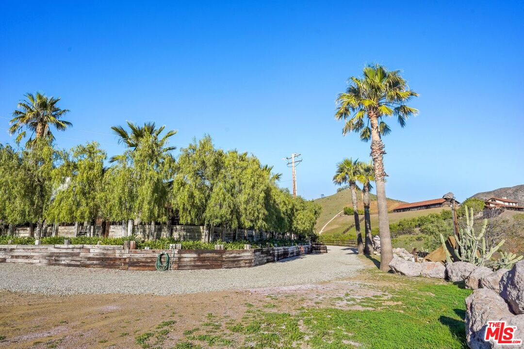 Malibu, California, 90265, United States, 3 Bedrooms Bedrooms, ,5 BathroomsBathrooms,Residential,For Sale,1760358