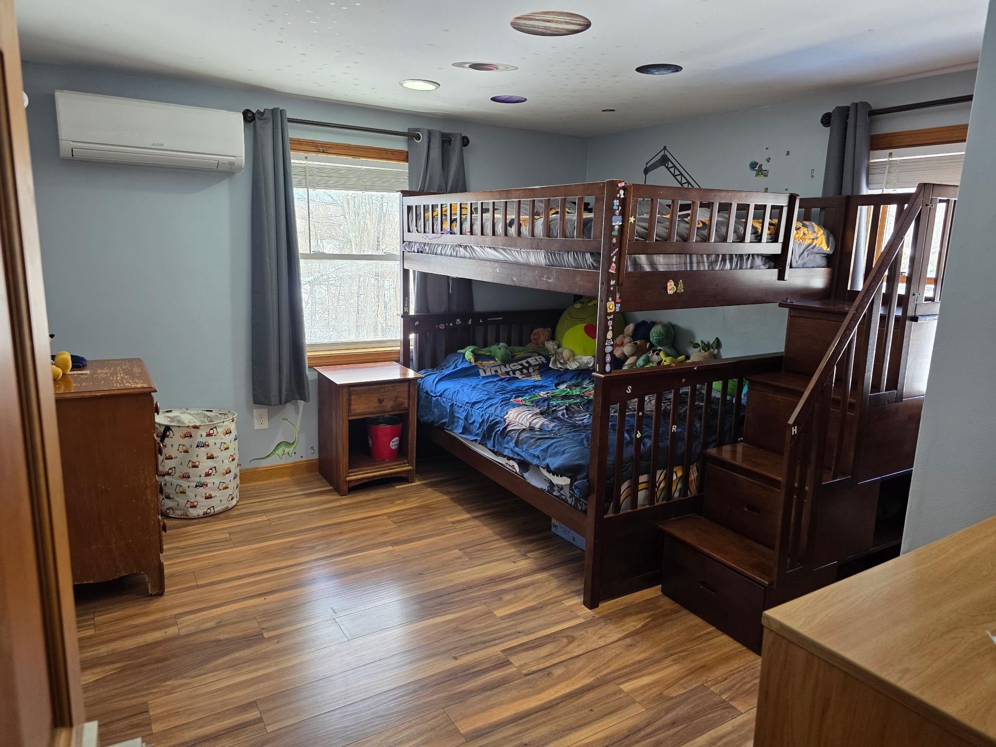 Fairfax, Vermont, 05454, United States, 3 Bedrooms Bedrooms, ,2 BathroomsBathrooms,Residential,For Sale,2031204