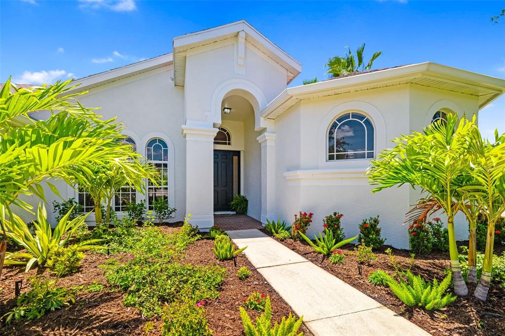 University Park, Florida, 34201, United States, 4 Bedrooms Bedrooms, ,4 BathroomsBathrooms,Residential,For Sale,1876189