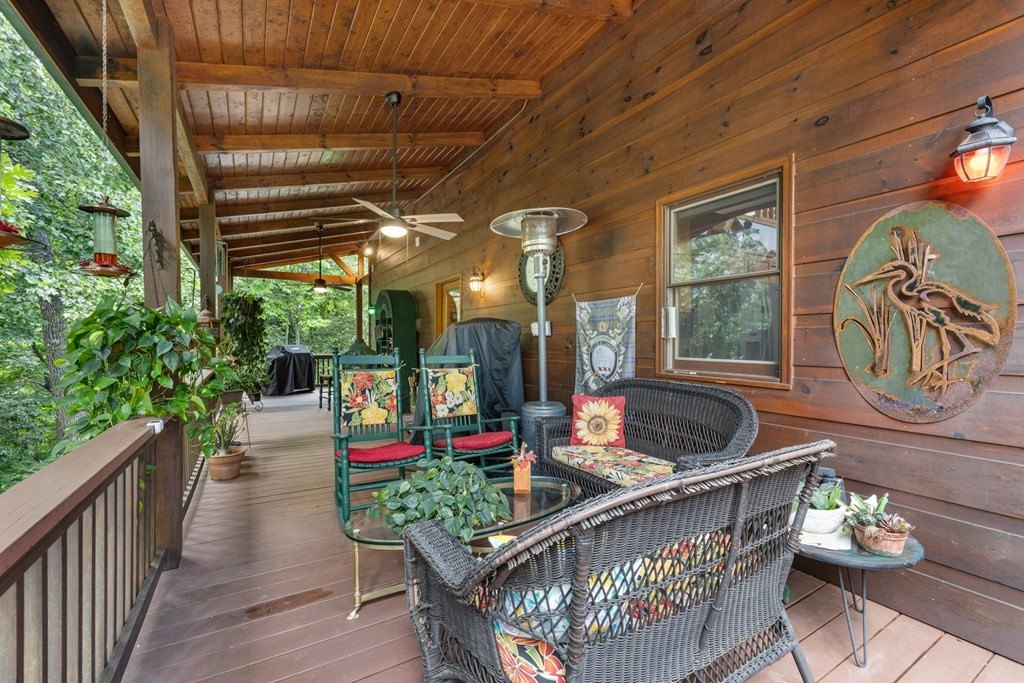 Blairsville, Georgia, 30512, United States, 3 Bedrooms Bedrooms, ,4 BathroomsBathrooms,Residential,For Sale,1895292
