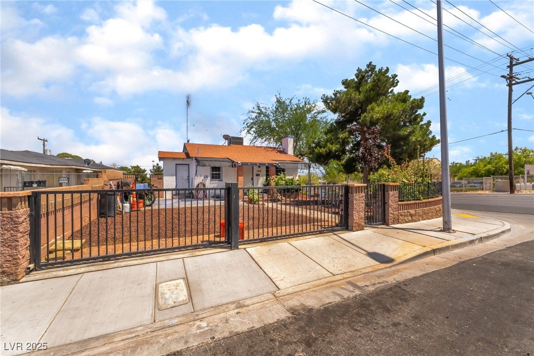 Las Vegas, Nevada, 89101, United States, ,Residential,For Sale,1870177