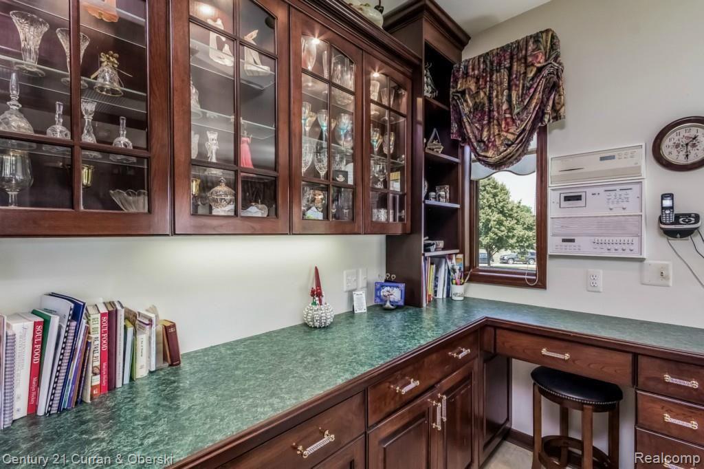 Farmington Hills, Michigan, 48331, United States, 6 Bedrooms Bedrooms, ,7 BathroomsBathrooms,Residential,For Sale,1914340