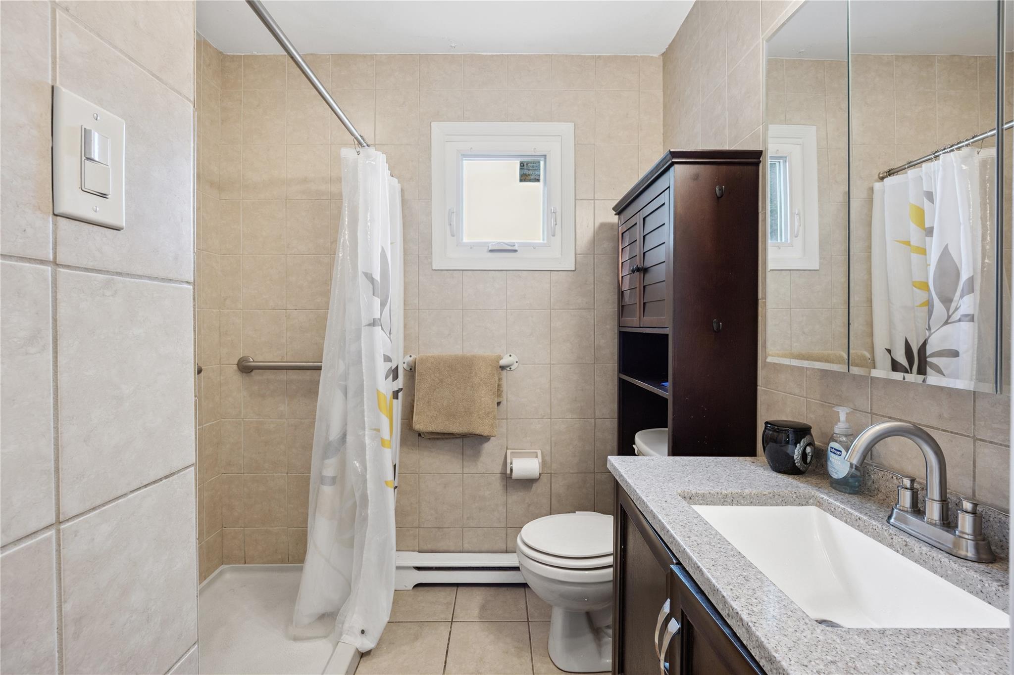 Wyandanch, New York, 11798, United States, 4 Bedrooms Bedrooms, ,2 BathroomsBathrooms,Residential,For Sale,1892746