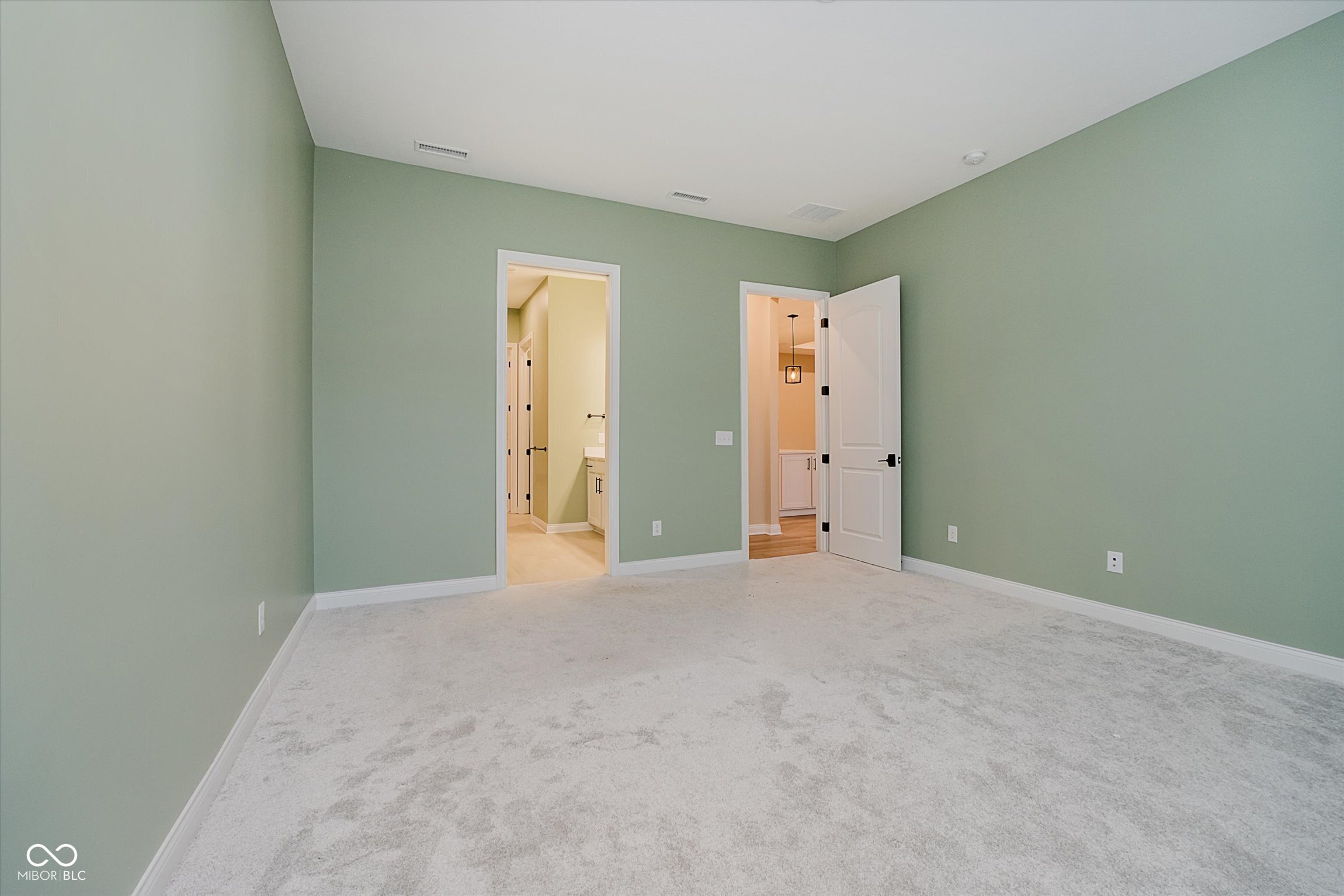 Fishers, Indiana, 46037, United States, 3 Bedrooms Bedrooms, ,2 BathroomsBathrooms,Residential,For Sale,1974200