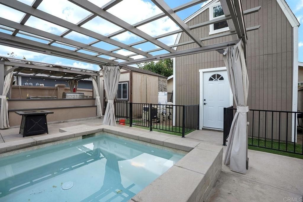 Chula Vista, California, 91911, United States, 9 Bedrooms Bedrooms, ,6 BathroomsBathrooms,Residential,For Sale,1991288