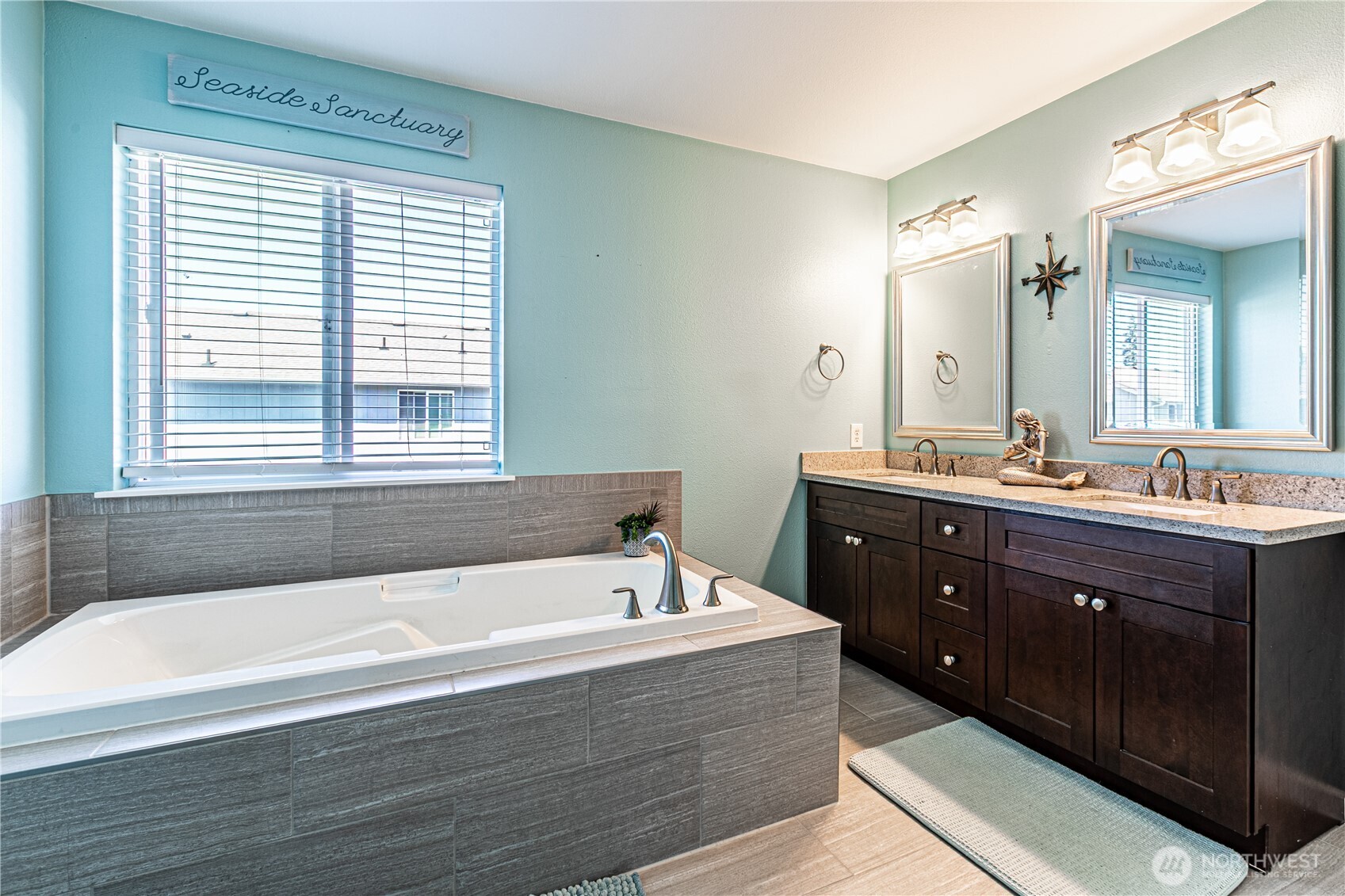 Tacoma, Washington, 98445, United States, 3 Bedrooms Bedrooms, ,3 BathroomsBathrooms,Residential,For Sale,1857304