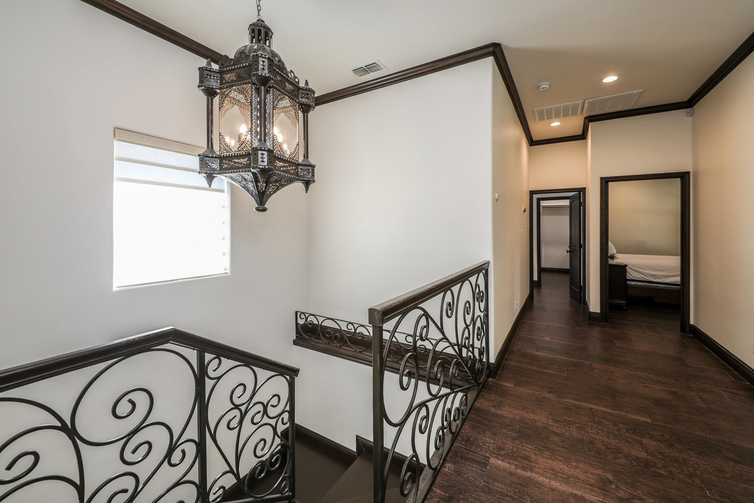 Laredo, Texas, 78041, United States, 4 Bedrooms Bedrooms, ,5 BathroomsBathrooms,Residential,For Sale,1989337