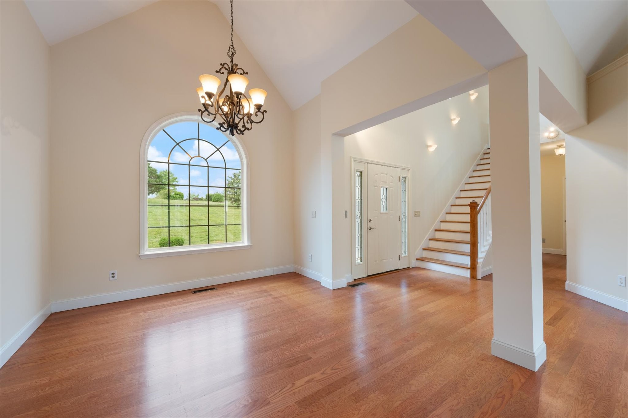  2216 Twin Peaks Ct, Spring Hill, TN, 37174 - 物件實景